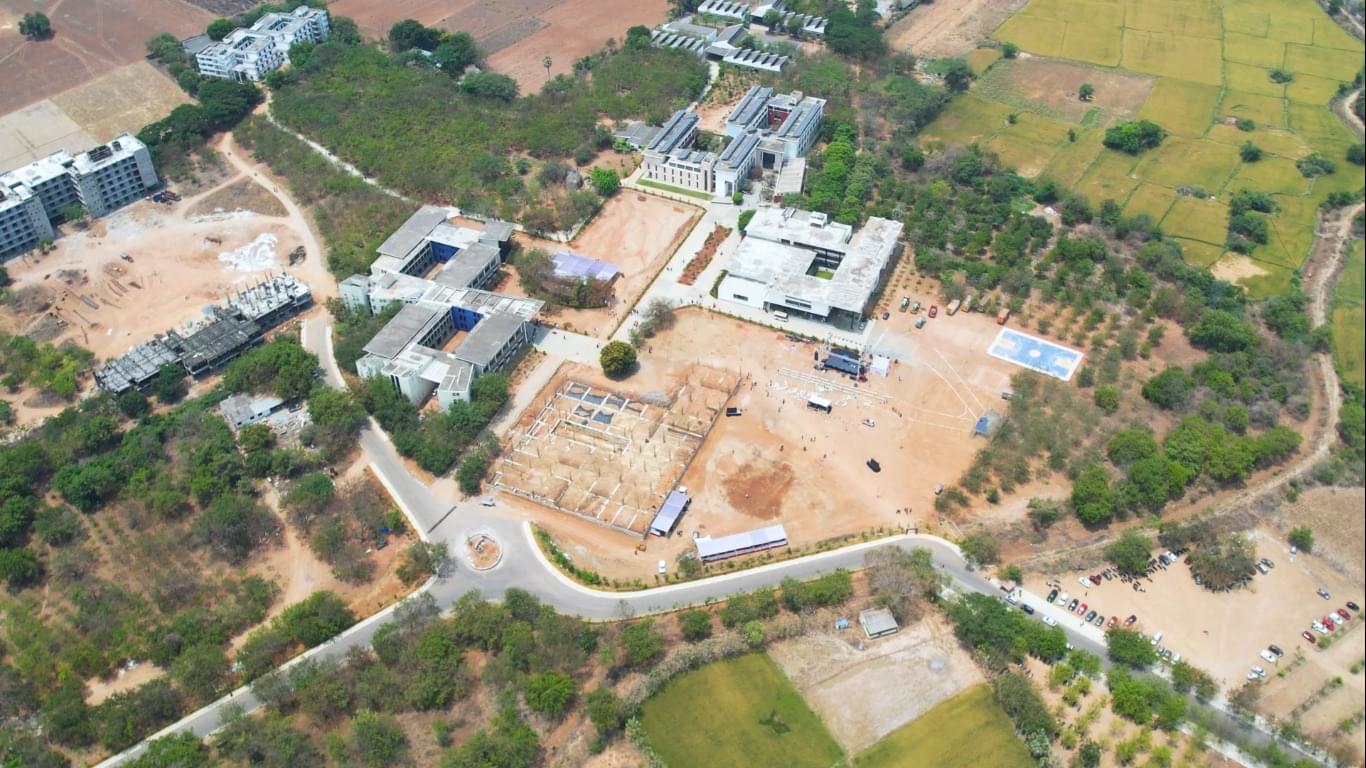 SR University Academic Building photo 11